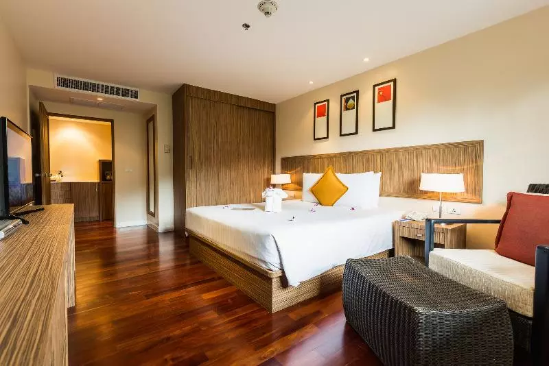 Perhehuone, Holiday Inn Resort Phuket Surin Beach, An Ihg