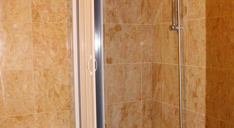 سوئیت با تخت بزرگ, Holiday Inn Resort Phuket Surin Beach, An Ihg