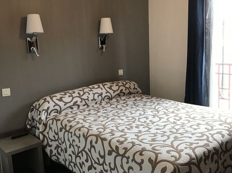 Номер Стандарт, Hôtel Océan