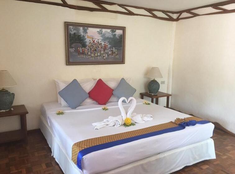 בקתה סטנדרטית, Koh Ngai Resort