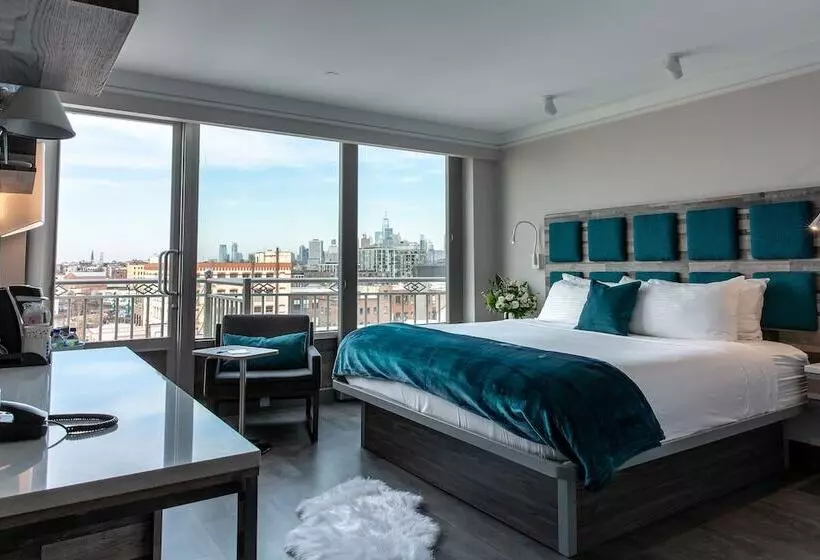 اتاق لوکس با تخت بزرگ, Le Bleu