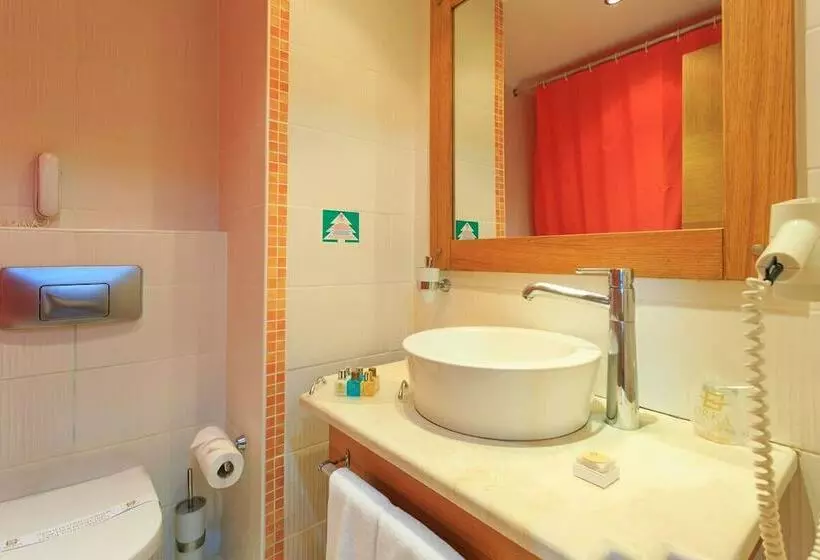 اتاق استاندارد, Orka World Hotel & Aquapark
