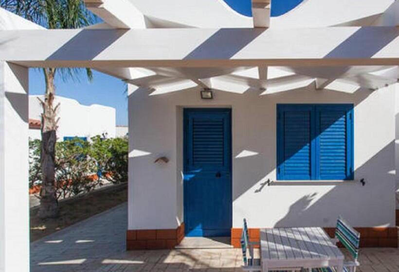 オーシャンビュースタンダードルーム, Petruso Resort