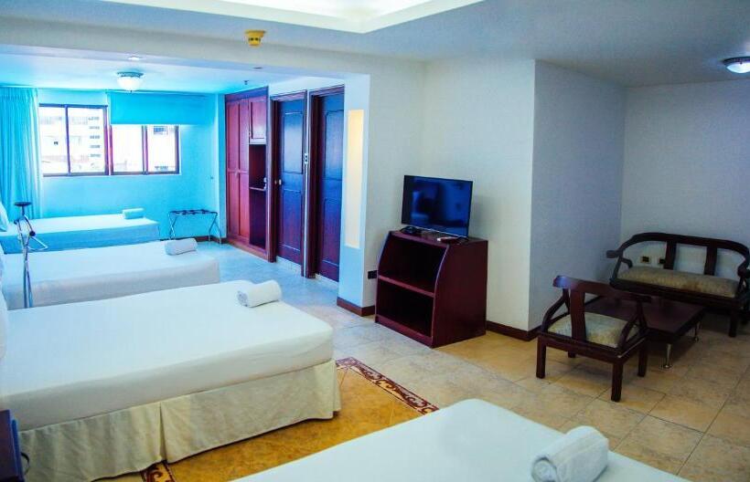 スタンダード４人部屋, Plaza Las Americas Cali