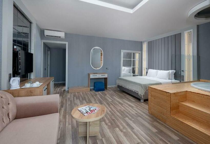 Полулюкс, Siam Elegance Hotel & Spa