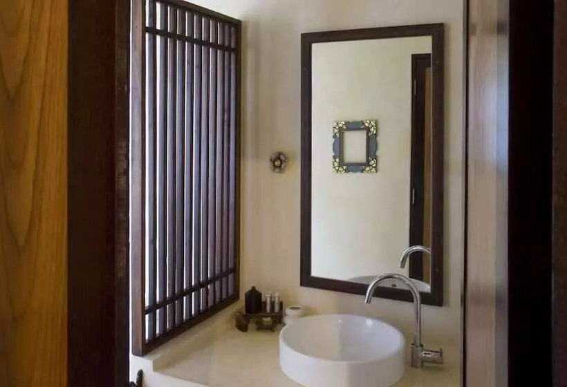 سوییت با چشمانداز دریا, Praseban Resort