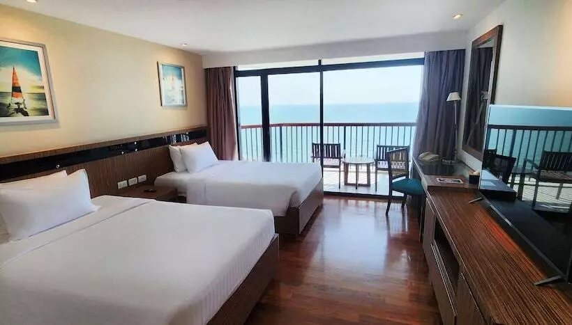 اتاق لوکس با چشم‌انداز دریا, Radisson Resort & Spa Hua Hin
