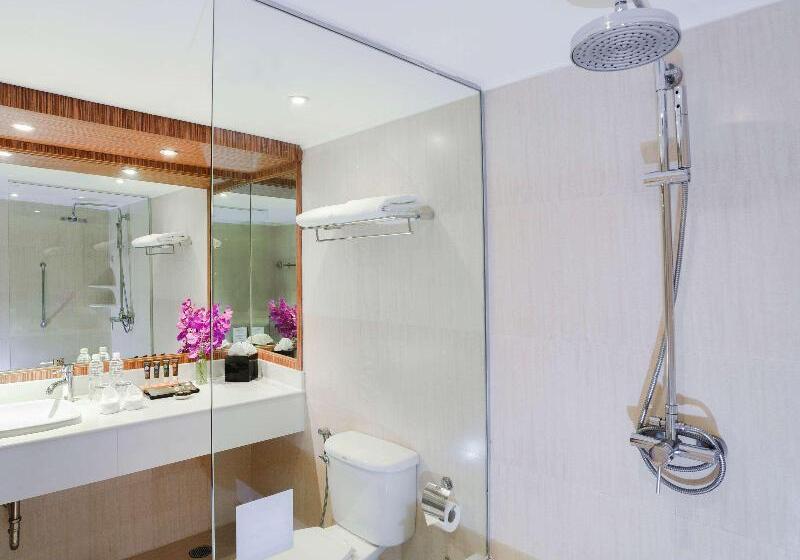 바다전망 이그제큐티브 룸, Radisson Resort & Spa Hua Hin