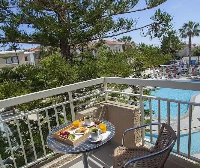 سوییت, King Jason Paphos   Designed For Adults By Louis Hotels