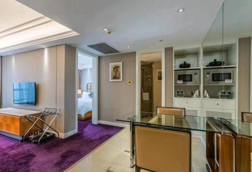 エクゼクティブスイート, Wealthy All Suite Hotel Suzhou