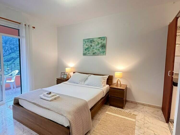 جناح ذو إطلالة, Gardens Guest Househostel