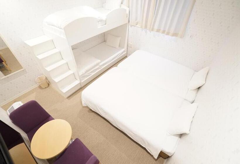 غرفة عائلية, Cvs Bay Hotel New Building