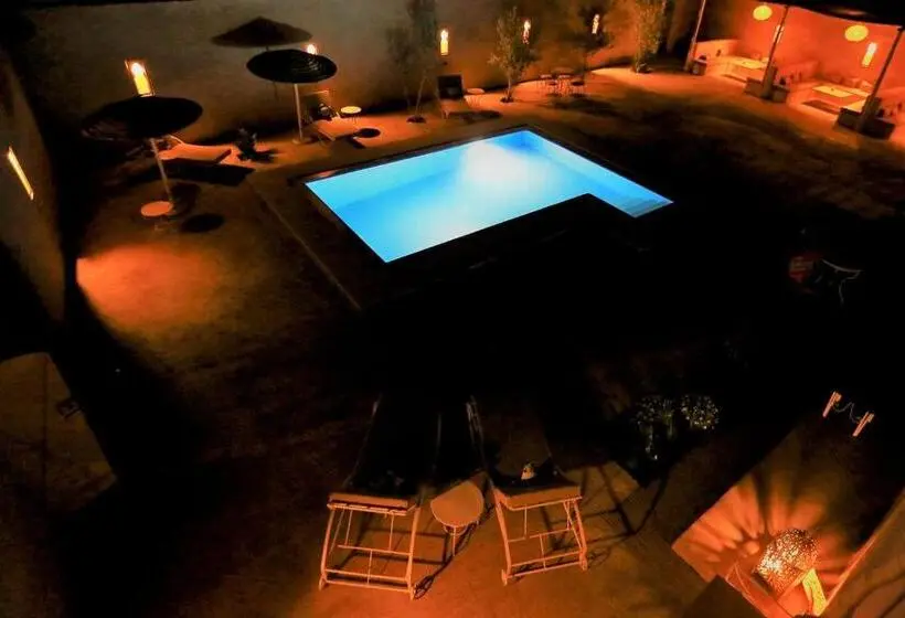 ファミリールーム, Riad Dar Ouzine