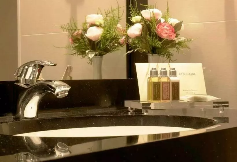 سوییت جونیور, Grand Hotel Casselbergh