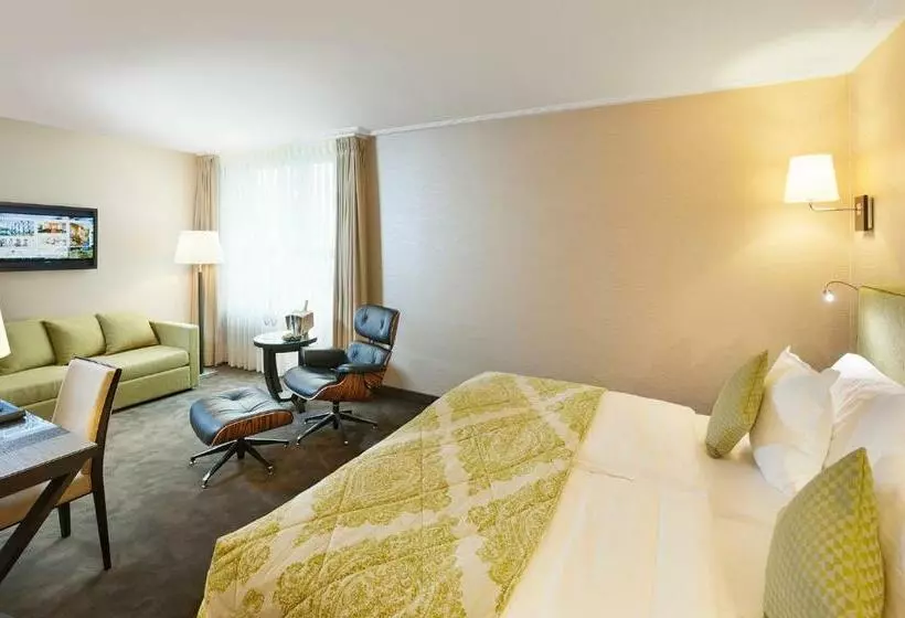 اتاق استاندارد سه نفره, Grand Hotel Casselbergh