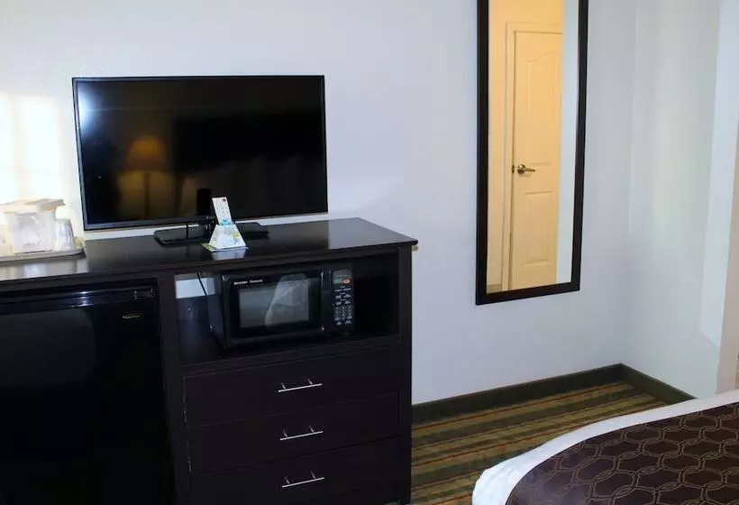 سوییت, Best Western Visalia
