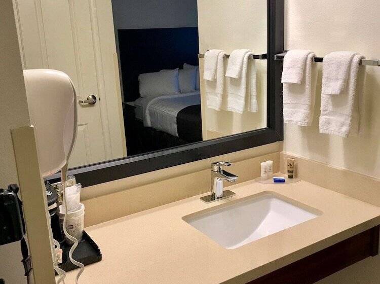 جناح لذوى الاحتياجات الخاصة, Best Western Visalia