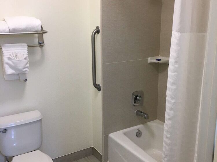 장애인을 위한 스위트, Best Western Visalia