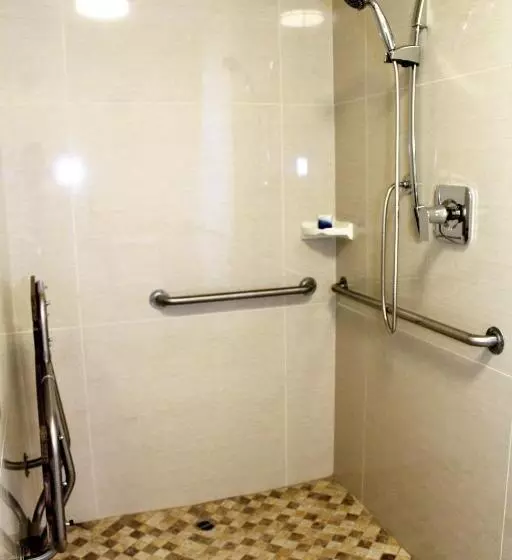 اتاق استاندارد برای معلولان, Best Western Visalia