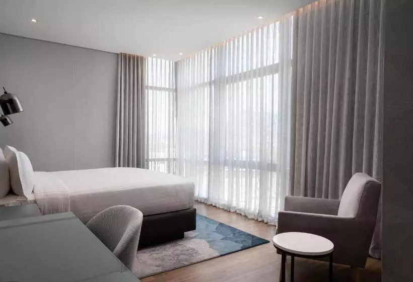 اتاق استاندارد, Cape Town Marriott Hotel Crystal Towers