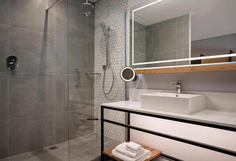 اتاق استاندارد, Cape Town Marriott Hotel Crystal Towers