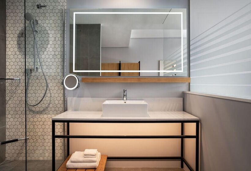 اتاق استاندارد, Cape Town Marriott Hotel Crystal Towers