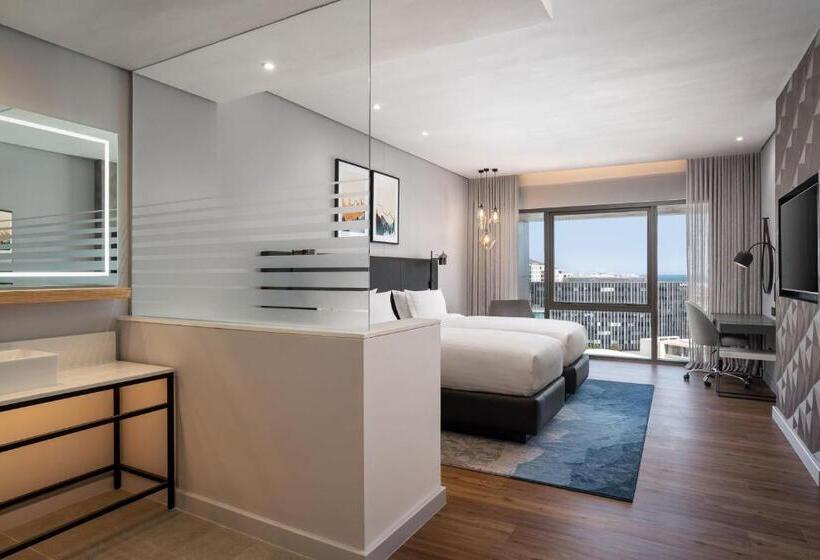 اتاق خانوادگی, Cape Town Marriott Hotel Crystal Towers