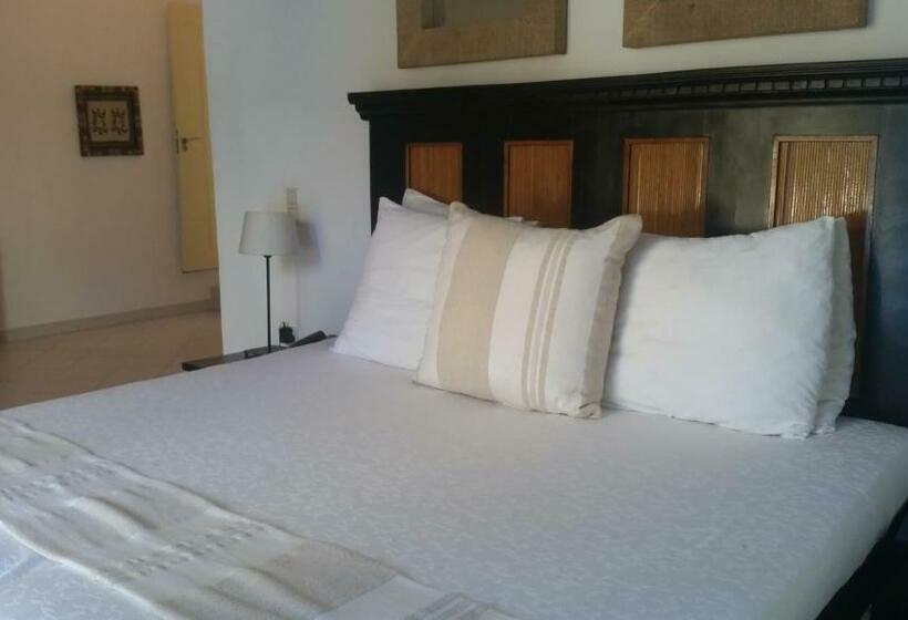 اتاق لوکس, Coco Ocean Resort & Spa