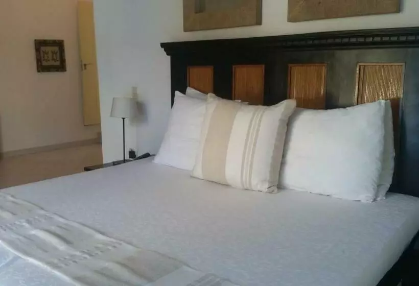 اتاق لوکس, Coco Ocean Resort & Spa