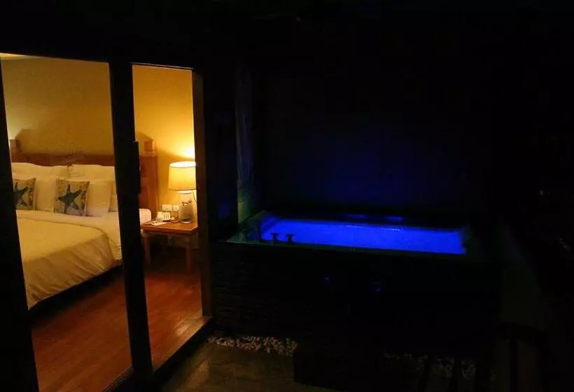 اتاق لوکس, Deva Beach Resort Samui