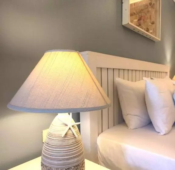 اتاق استاندارد, Deva Beach Resort Samui