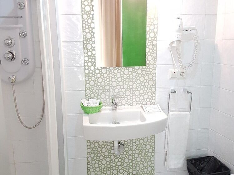 اتاق استاندارد, Y Apartamentos Doña Lola