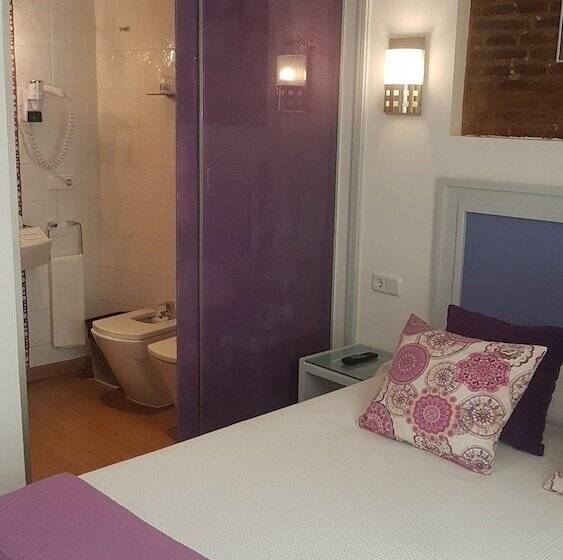 اتاق استاندارد, Y Apartamentos Doña Lola