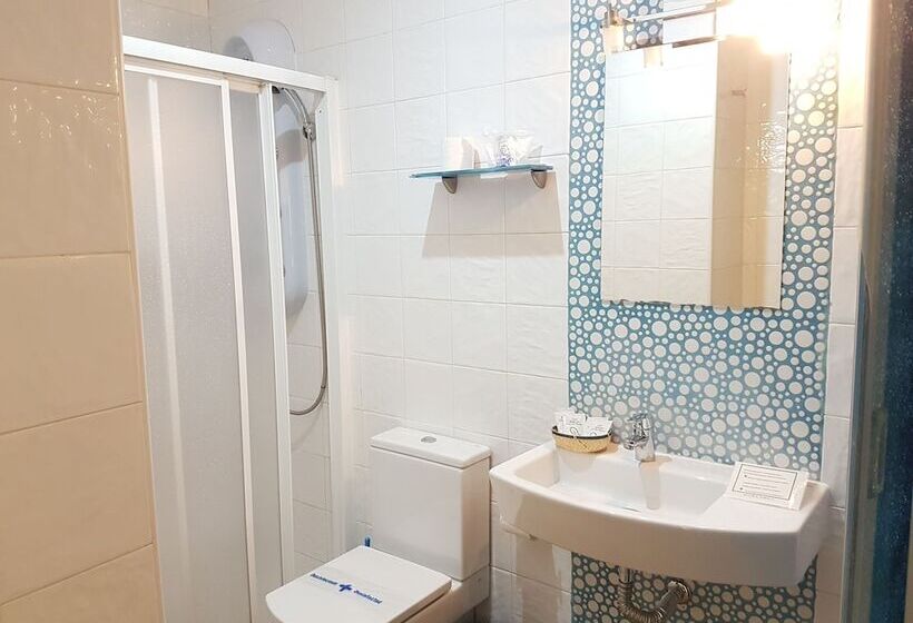 اتاق استاندارد یک نفره, Y Apartamentos Doña Lola
