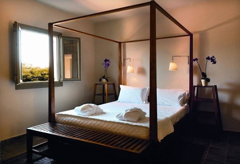 اتاق اجرایی با چشم‌انداز دریا, Emelisse Nature Resort