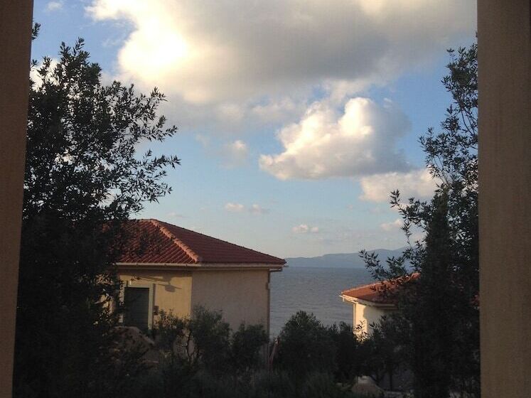 اتاق اجرایی با چشم‌انداز باغ, Emelisse Nature Resort