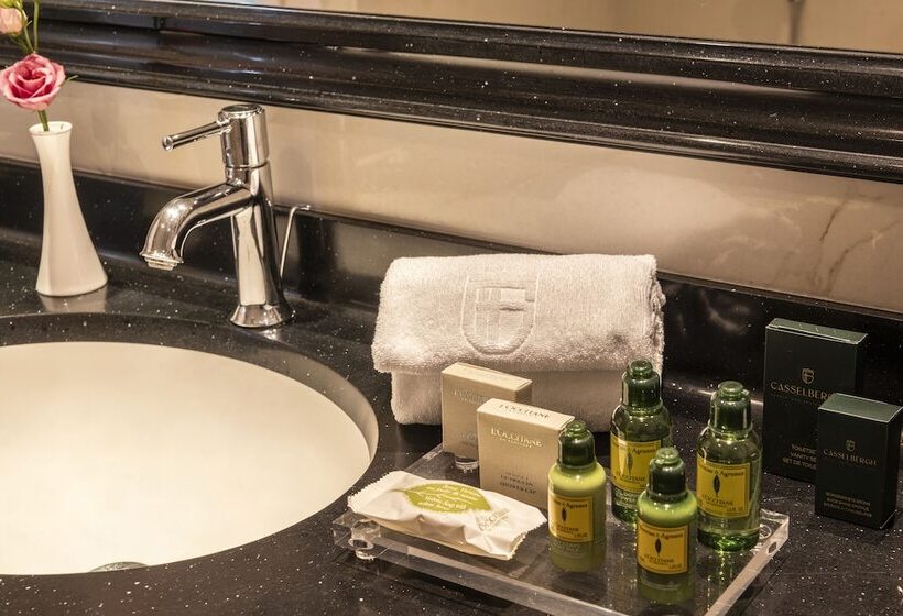 Номер Стандарт, Grand Hotel Casselbergh
