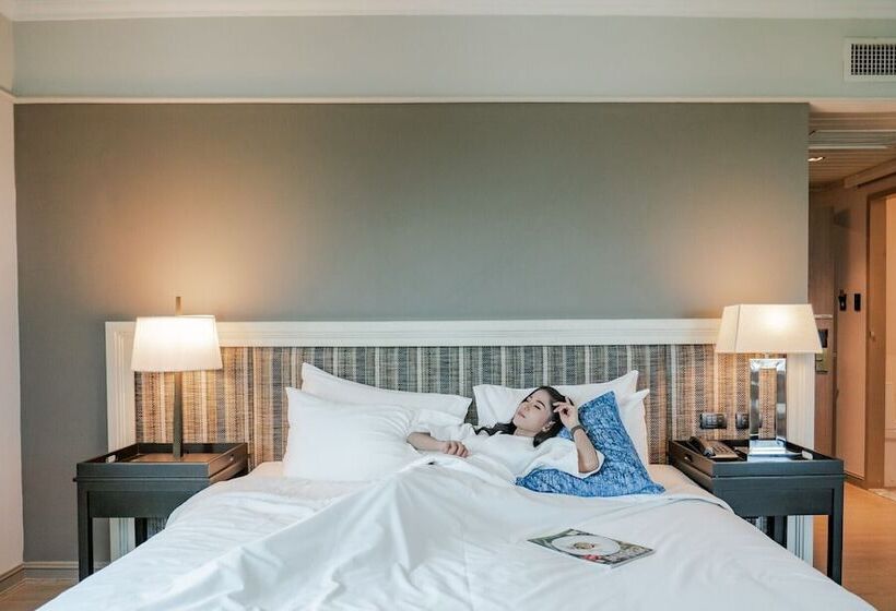 ジュニアスイート, The Grand Riverside