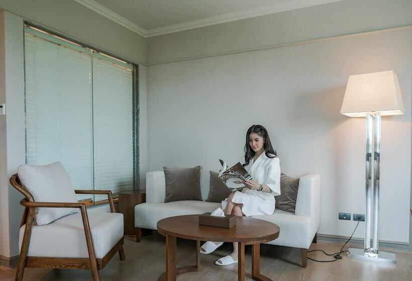 ジュニアスイート, The Grand Riverside