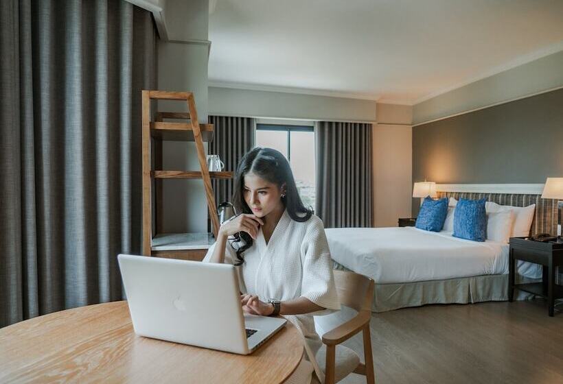 ジュニアスイート, The Grand Riverside