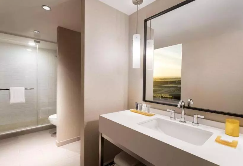 اتاق اجرایی با تخت بزرگ, Jw Marriott Los Angeles L.a. Live