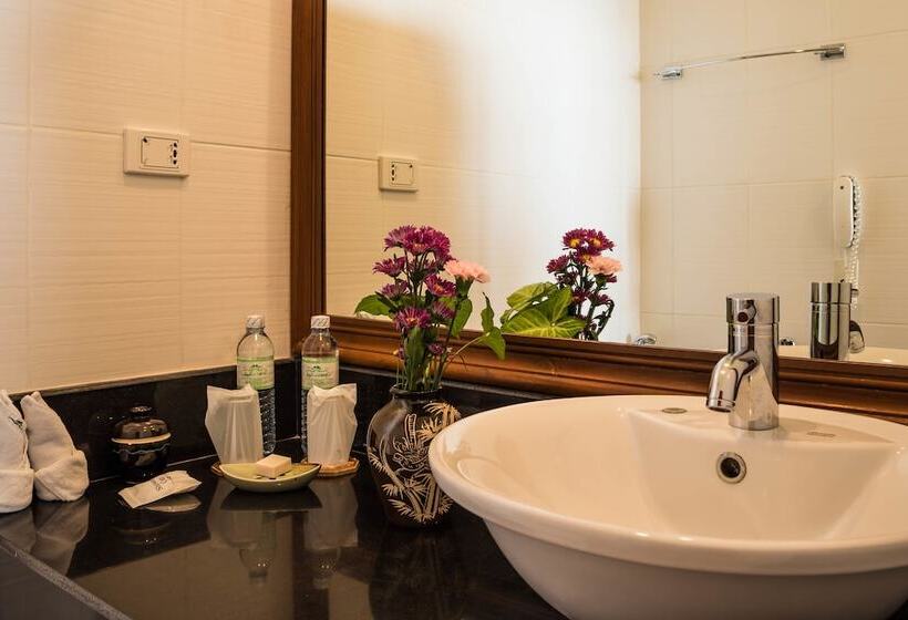 Номер Дюплекс, Layalina