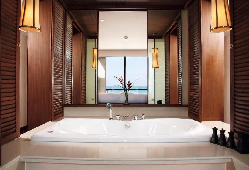 1 Bedroom Penthouse Apartment, Mövenpick Resort Bangtao Beach Phuket