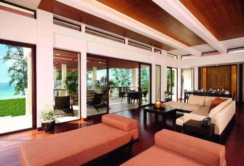 1 Bedroom Penthouse Apartment, Mövenpick Resort Bangtao Beach Phuket