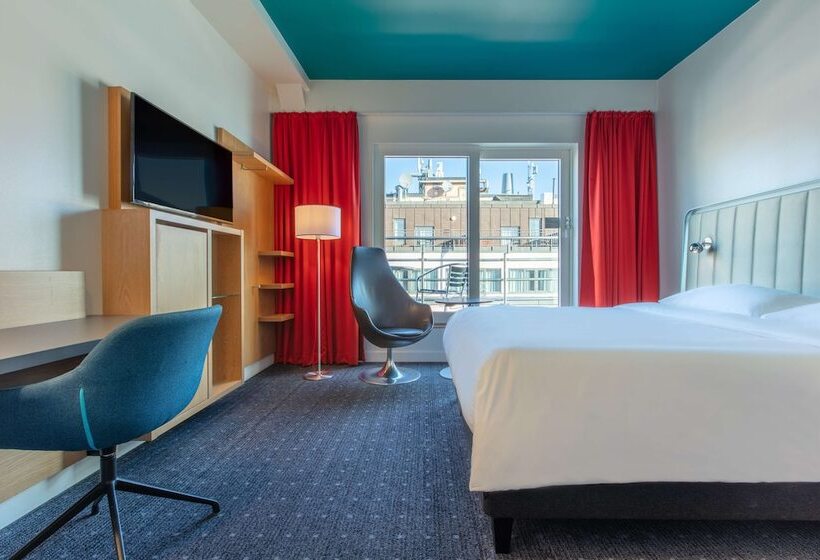 اتاق سوپریور با چشم‌انداز شهر, Radisson Red Oslo City Centre