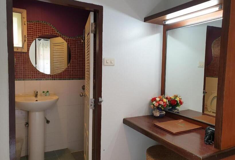 بنجلو قياسى, P.p. Casita   Adult Only