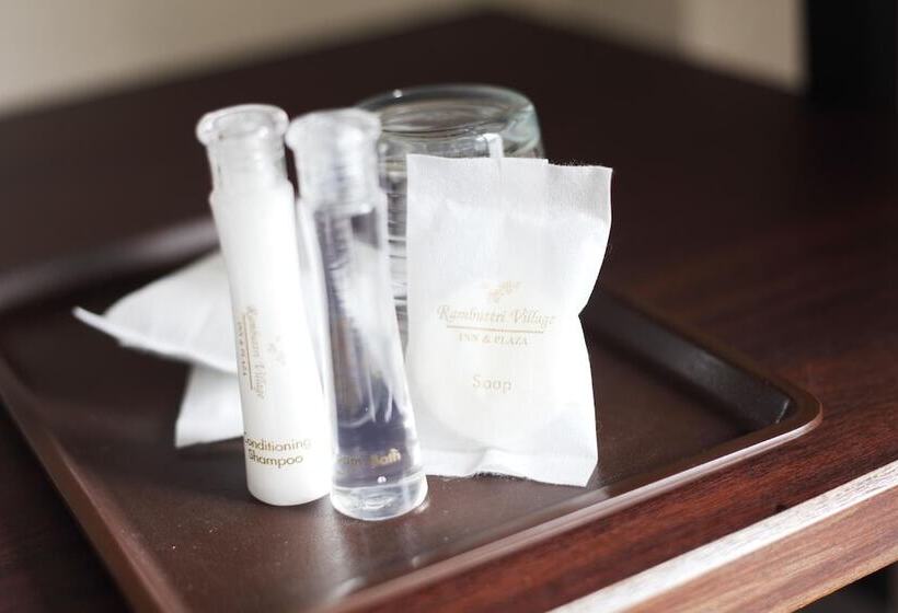 اتاق لوکس یک تخته, Rambuttri Village Plaza