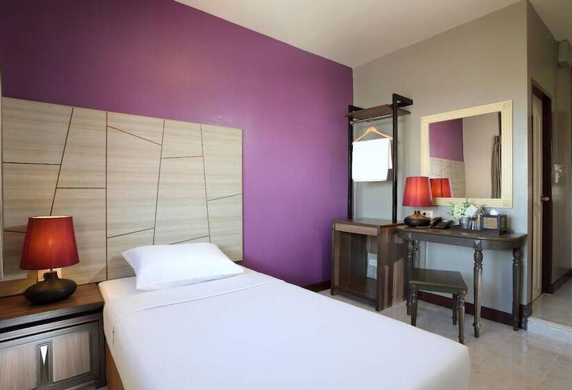 اتاق استاندارد یک نفره, Rambuttri Village Plaza