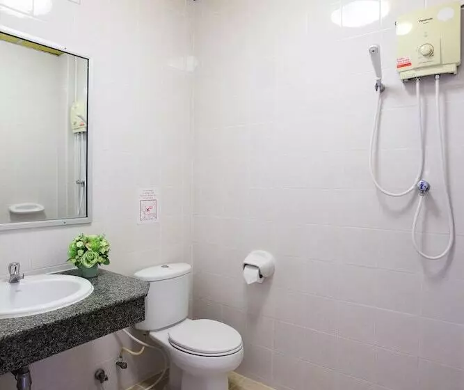 اتاق استاندارد, Rambuttri Village Plaza