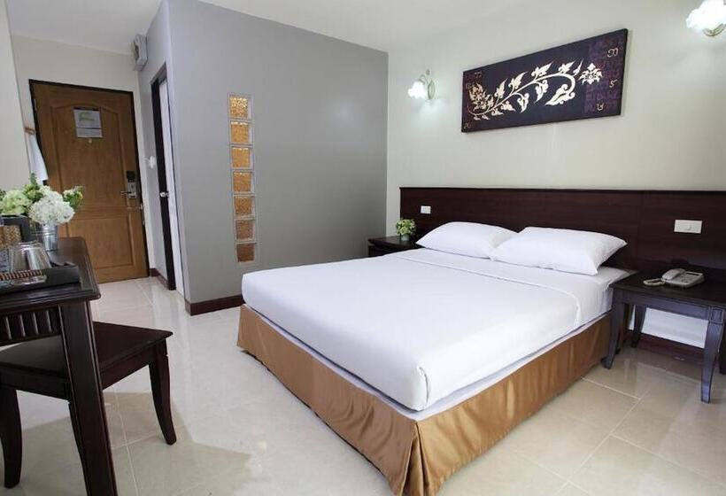 اتاق لوکس, Rambuttri Village Plaza